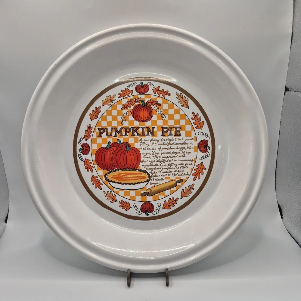Vintage Pumpkin Pie Baker Dish 11